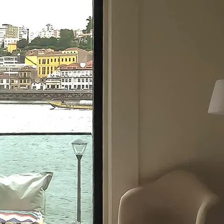 Waterfront Douro | The River Flat